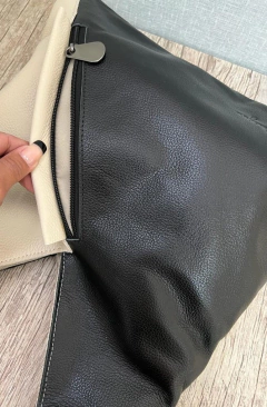Bolsa Sacola V em Couro - loja online