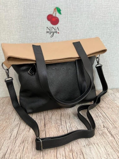 Bolsa Dois Estilos em Couro na internet