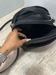 Bolsa Tiracolo Compacta Nylon - comprar online