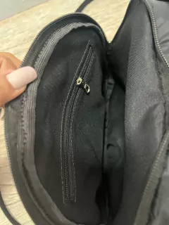 Bolsa Tiracolo Compacta Nylon