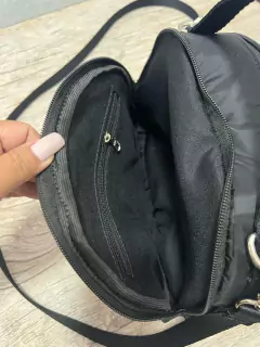 Bolsa Tiracolo Compacta Nylon na internet