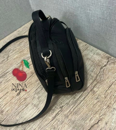Bolsa Tiracolo Compacta Nylon