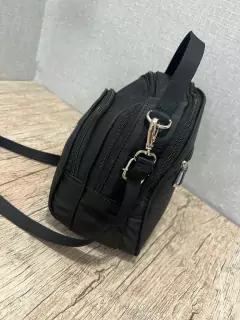 Bolsa Tiracolo Compacta Nylon - NinaCereja