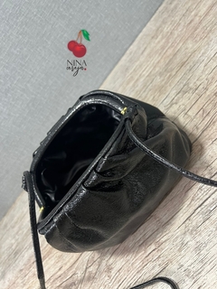 Bolsa Retrô Preta - NinaCereja