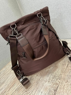 Bolsa e Mochila Nylon Style na internet