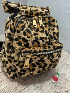 Bolsa e Mochila Mini Onça na internet