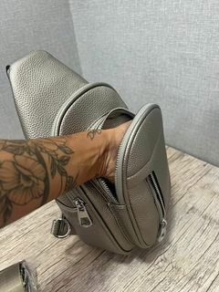 Imagem do Mochila e Pochete Transversal Unissex