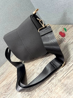 Bolsa Carteiro Ziper - NinaCereja