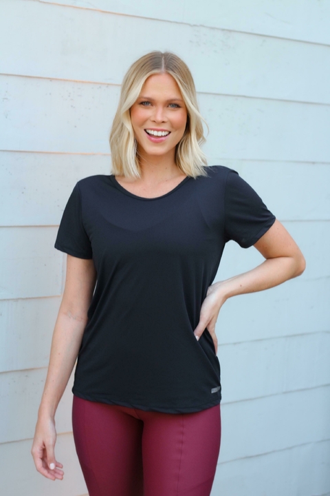 Blusa básica preta