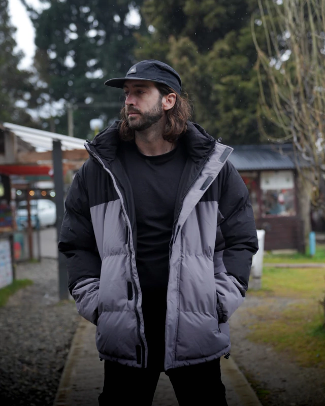 Campera glaze negra y gris de Wayfarer Argentina — imagen 3