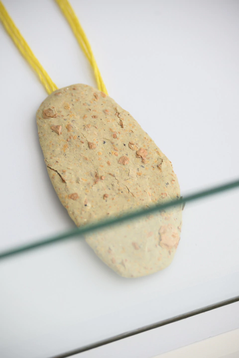 Collar piedra III en internet