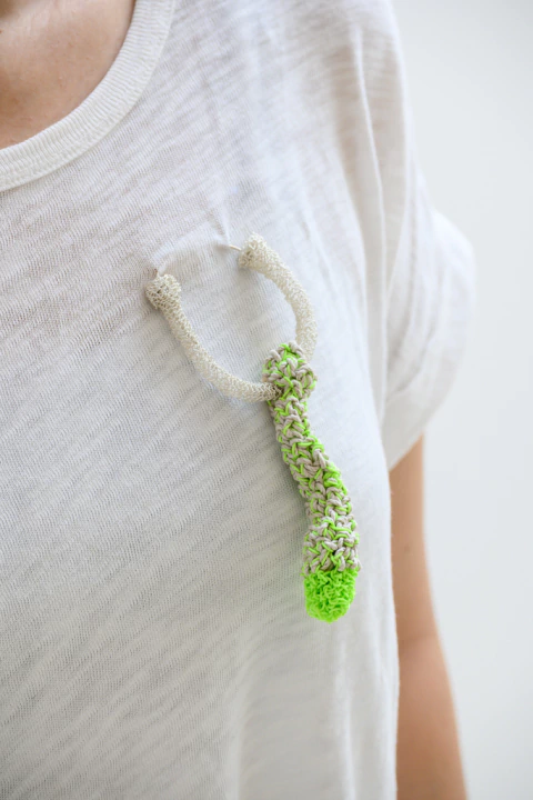 Broche rama algodón fluo