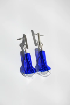 Aros vacío azules y transparentes