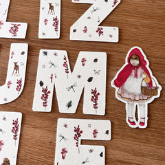 Guirnalda de letras + 2 personajes - comprar online