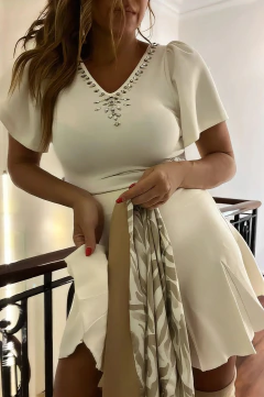 REMERA DUQUESA BORDADA