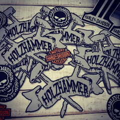 20 Parches Bordados Personalizados Texto Logo Simple - Be Custom Taller de Bordados