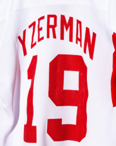 STEVE YZERMAN - DETROIT RED WINGS - STARTER