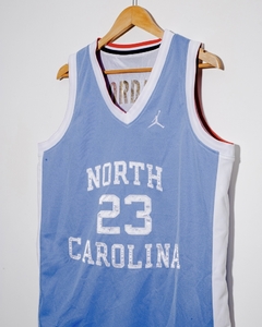MICHAEL JORDAN 1984 - REVERSIBLE - JORDAN BRAND en internet