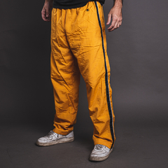 CHAMPION YELLOW