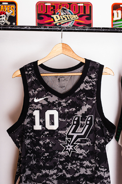 DEMAR DEROZAN - SAN ANTONIO SPURS - NIKE - comprar online