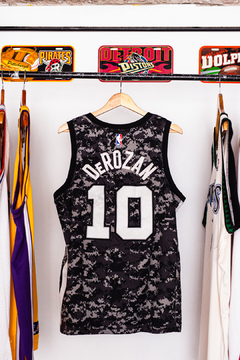 DEMAR DEROZAN - SAN ANTONIO SPURS - NIKE - La Frat´