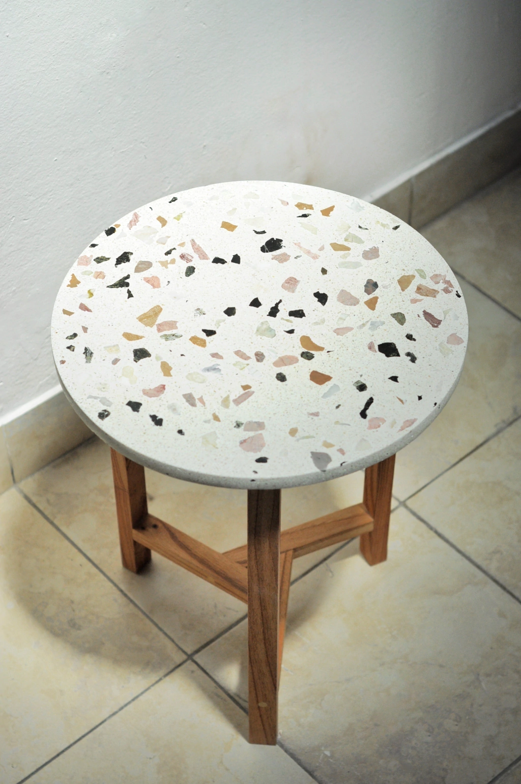 mesita de arrime circular