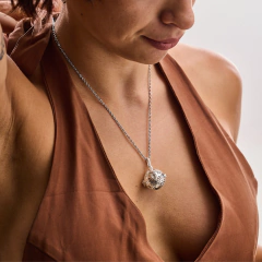 Relicario Flor Radiante con 7 cristales de regalo! en internet