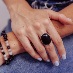 ANILLO OVAL: OBSIDIANA "ABRE NUEVOS HORIZONTES" - comprar online