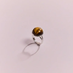 ANILLO REDONDO MINI OJO DE TIGRE: Confío en mí y avanzo con seguridad.