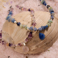 Collar Sirena - SODALITA, AMAZONITA Y CUARZO AZUL - BAJA LA ANSIEDAD Y ORDENA LA MENTE - tienda online