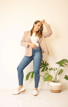 Blazer Adele beige en internet