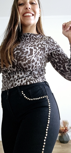 Jeans Cairo Negro con Tachas