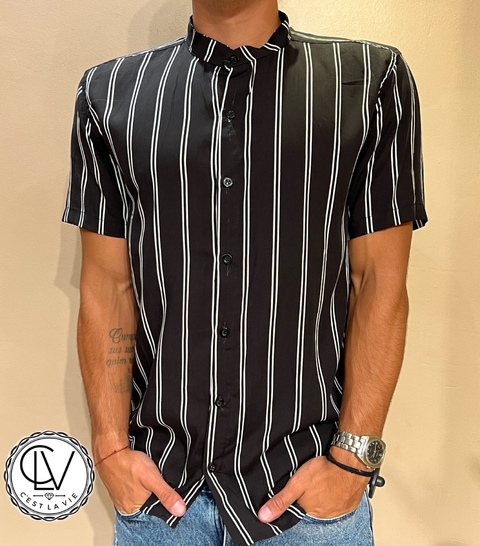 Camisa Rayada Negra