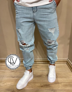 Jogger Mon 18
