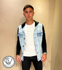 Campera Byron Celeste