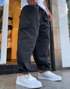 Parachutes Negro