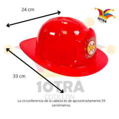 Casco de bombero rojo para disfraz, ideal para Halloween y despedidas de soltera, con medidas de 24 cm de altura y 33 cm de ancho.