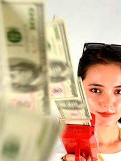 Pistola Lanza Billetes Super Dolar Gun Con 50 Billetes en internet