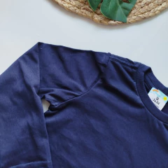 Camisa gola redonda _ manga longa _ azul marinho na internet