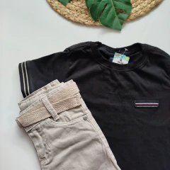 Conjunto camisa bolso falso e bermuda de cinto - preto com caqui