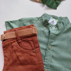 Conjunto camisa social verde oliva e bermuda Color caramelo. na internet