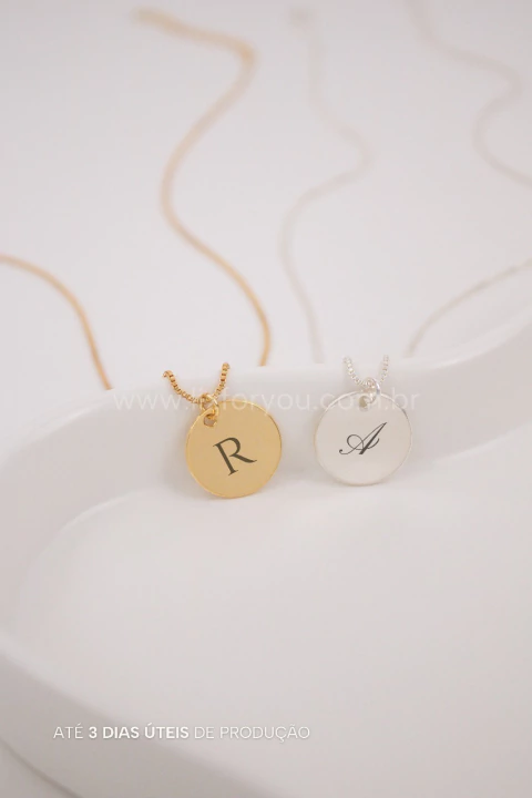 Colar Medalha Personalizável Inicial - 15mm X 15mm - comprar online