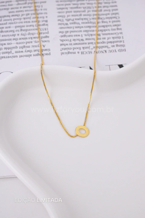 Colar Letra Minimal - Letra O - comprar online