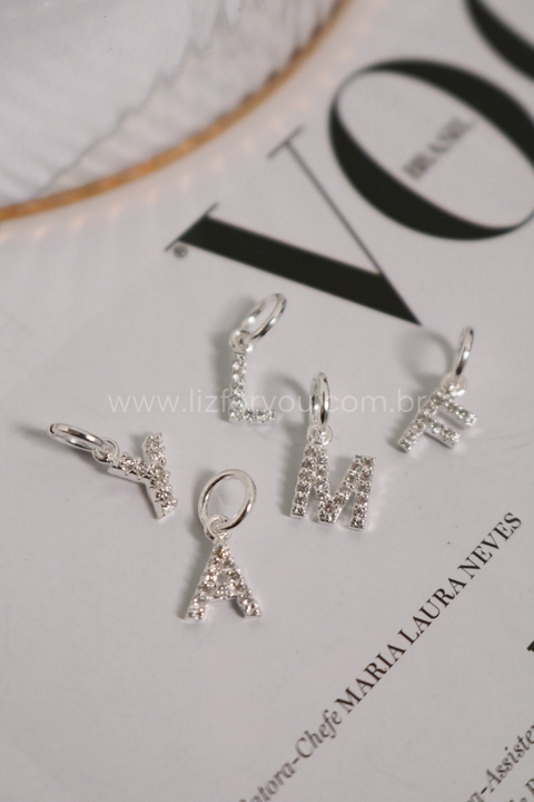 Pingente Letra C/Argolinha - Cravejada