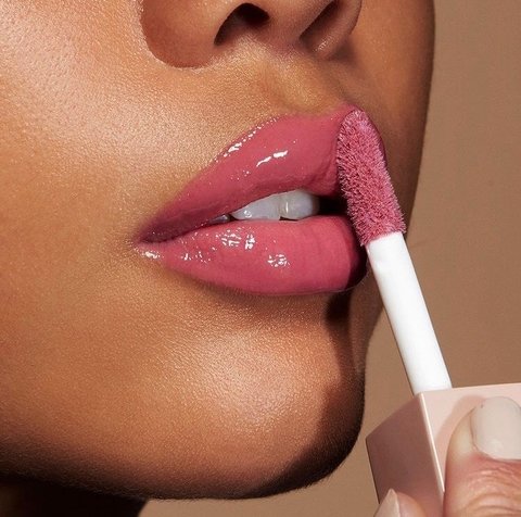 Maybelline lifter gloss Petal