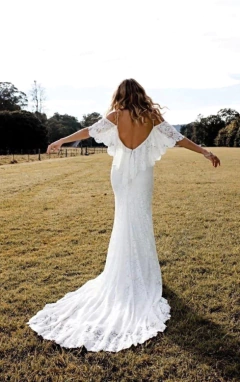 Vestido de noiva de renda boho chic poncho sereia