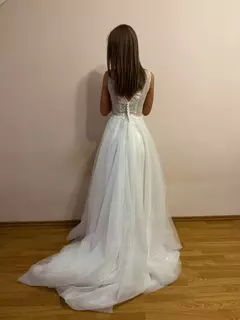 Vestido Noiva Decote Profundo na internet