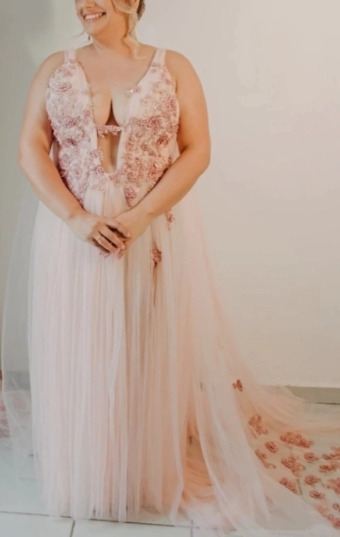 vestido noiva boho chic tule bordado rosê