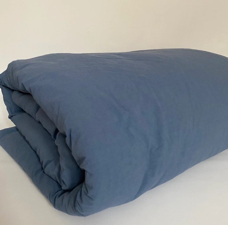 EN STOCK! Acolchado 1 plaza Liso Azul