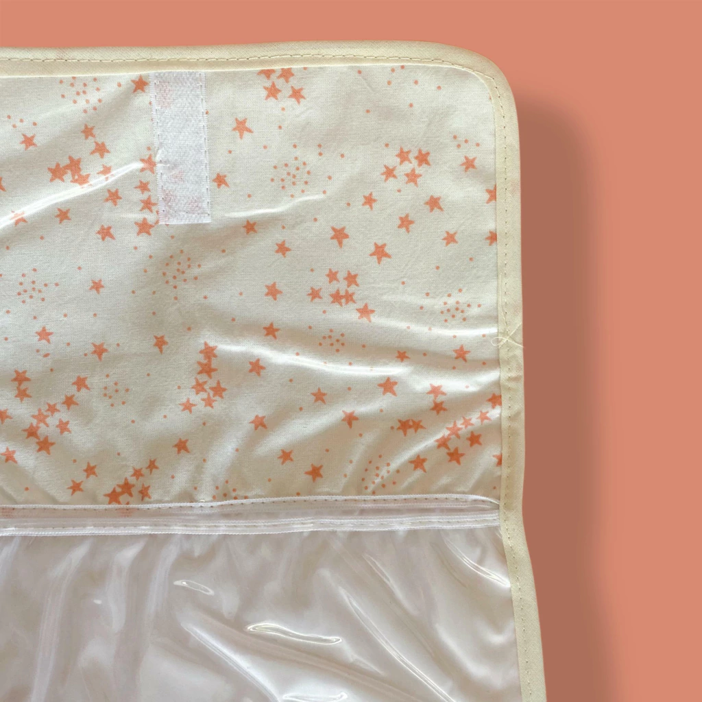 Cambiador plastificado Estrellitas (sobre blanco)